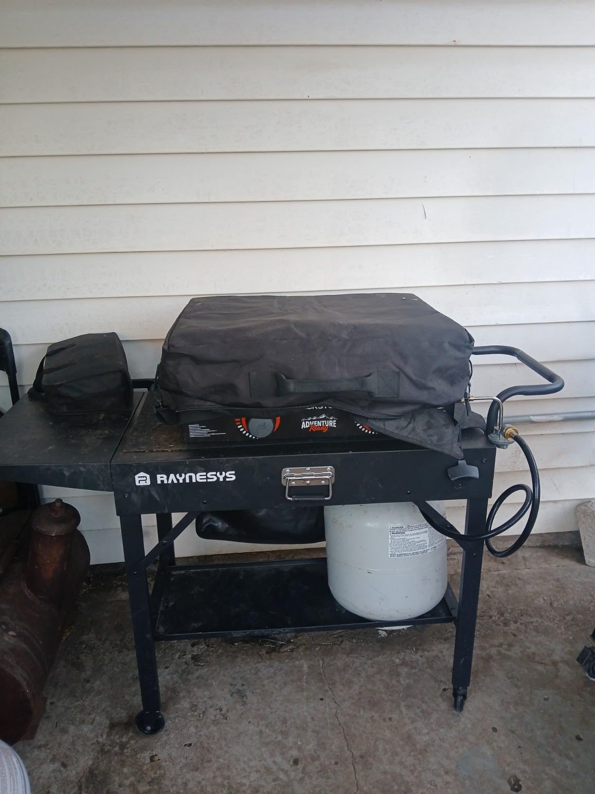 Raynesys 440lbs Outdoor Folding Grill Cart, Blackstone Griddle Stand customer photo 2