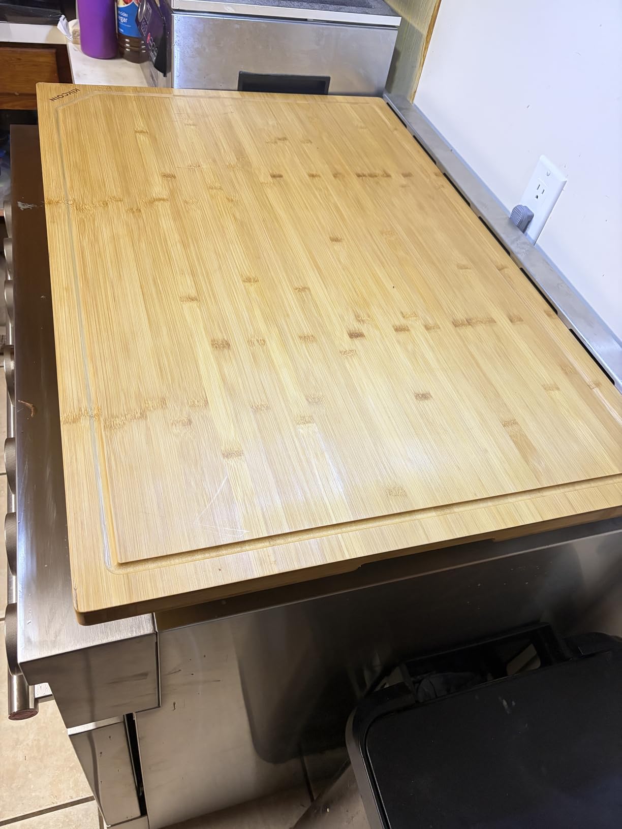 Kikcoin 30”×20” Bamboo Cutting Boards for Kitchen, Heavy Duty Wooden Cutting Boards, Healthy Extra Large Chopping Boards with Deep Juice Groove and Handle, Oversized Stove Top Cover, Natural customer photo 2