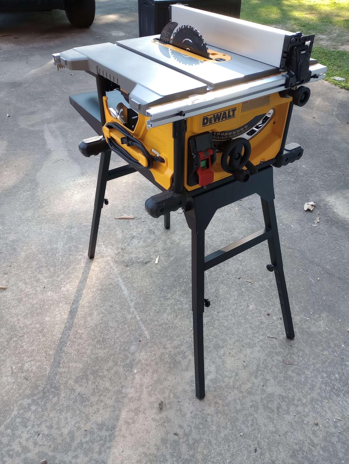 Foldable and Portable Stand for Blackstone 17