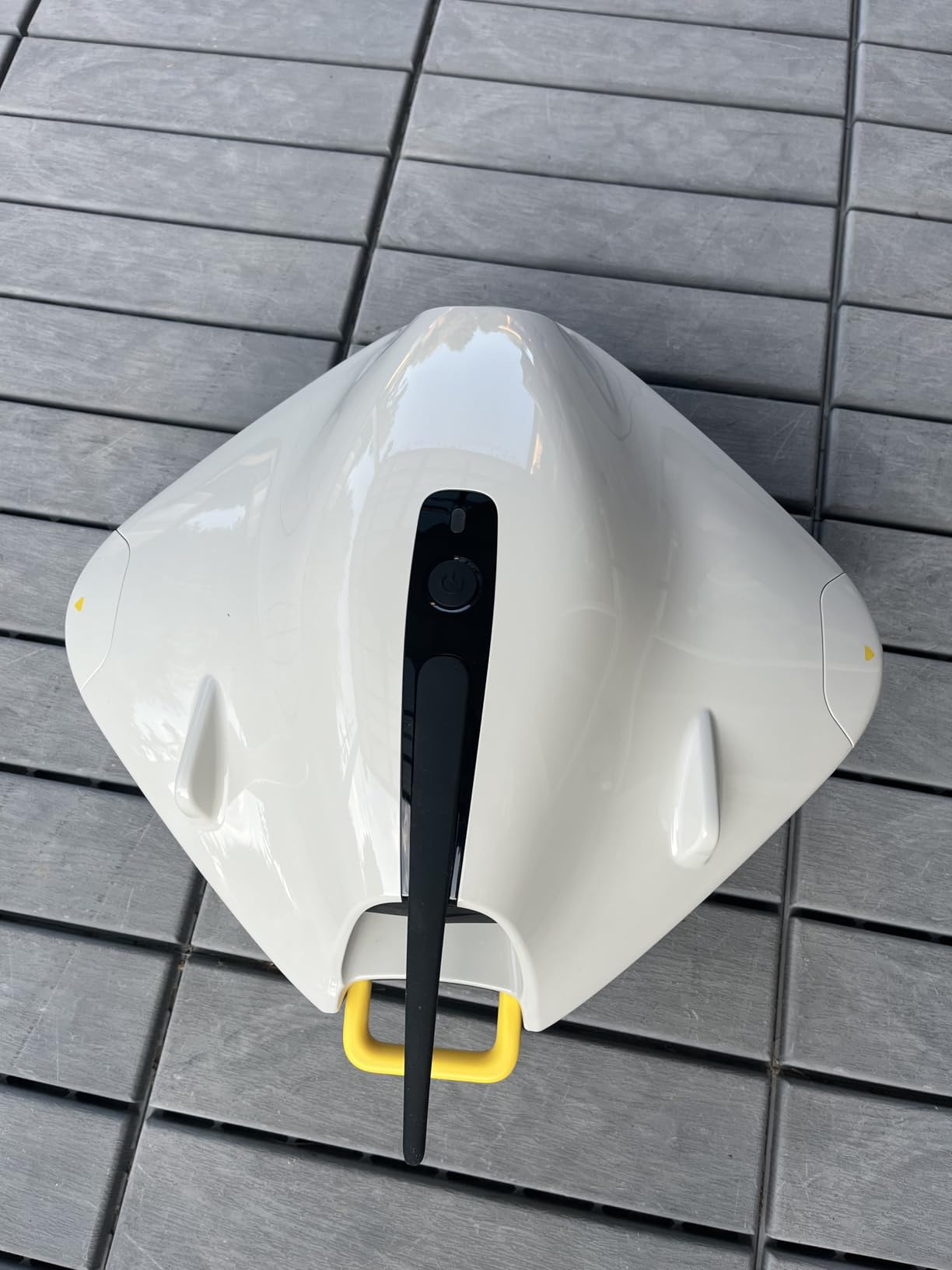 PoolMr Cordless Robot Pool Vacuum for Above Ground Pool,Grayish White customer photo 2