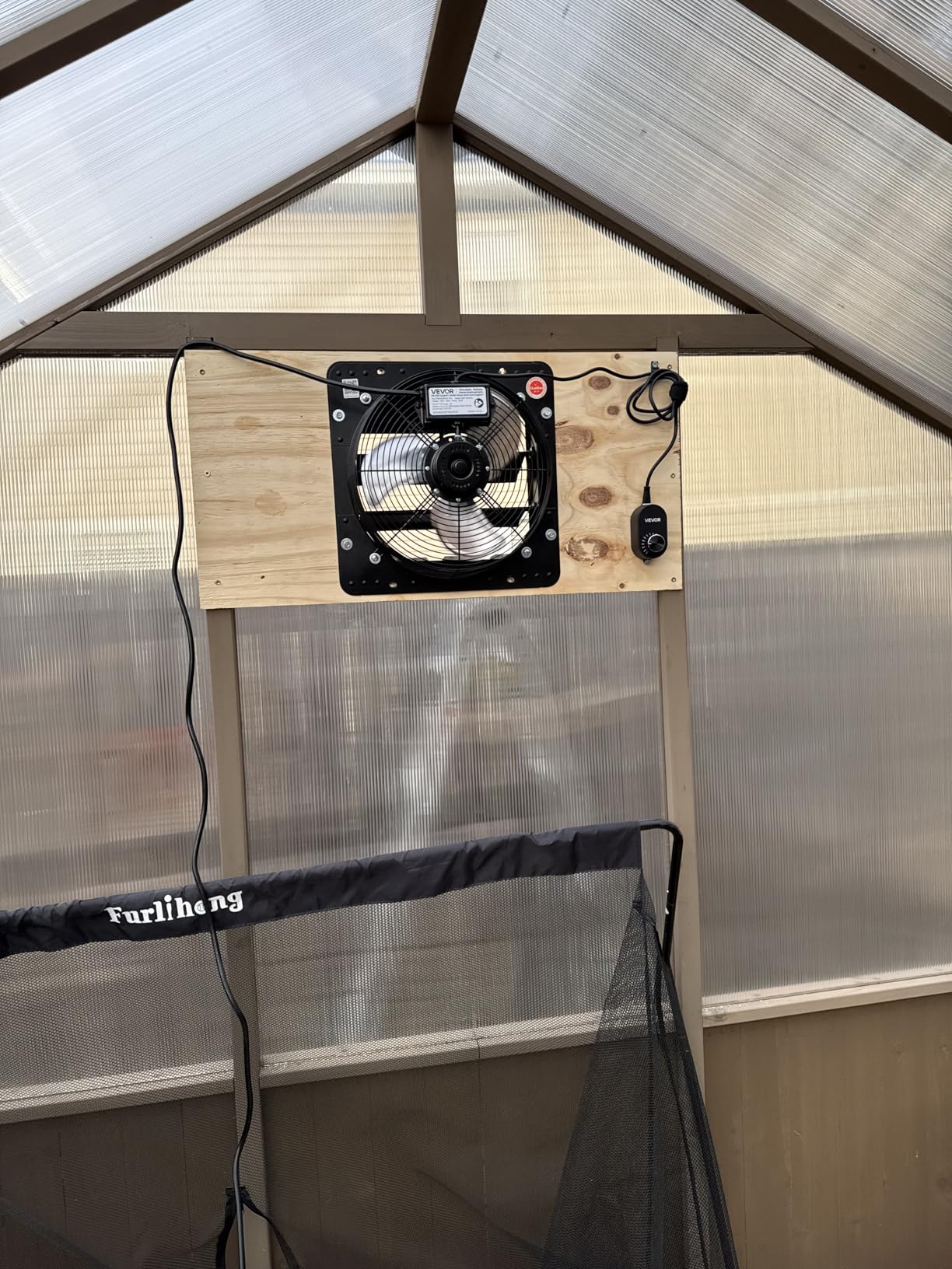 VEVOR 14 in Shutter Exhaust Fan Wall-Mount Automatic Louvers Variable Speed, Sturdy Steel Housing, Low Noise, AC Motor, 1802 CFM Ventilation and Cooling for Attic, Garage, Barn, Greenhouse, Workshop customer photo 2