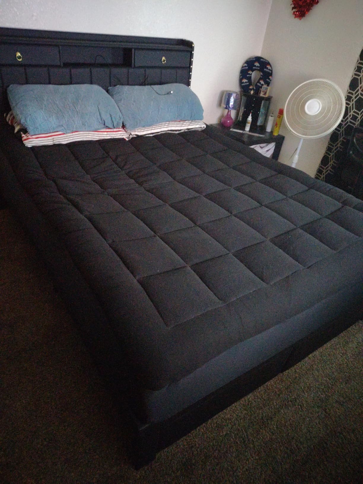 CypBed King Size Bed Frame with Headboard & 4-Storage Drawers, Upholstered customer photo 2