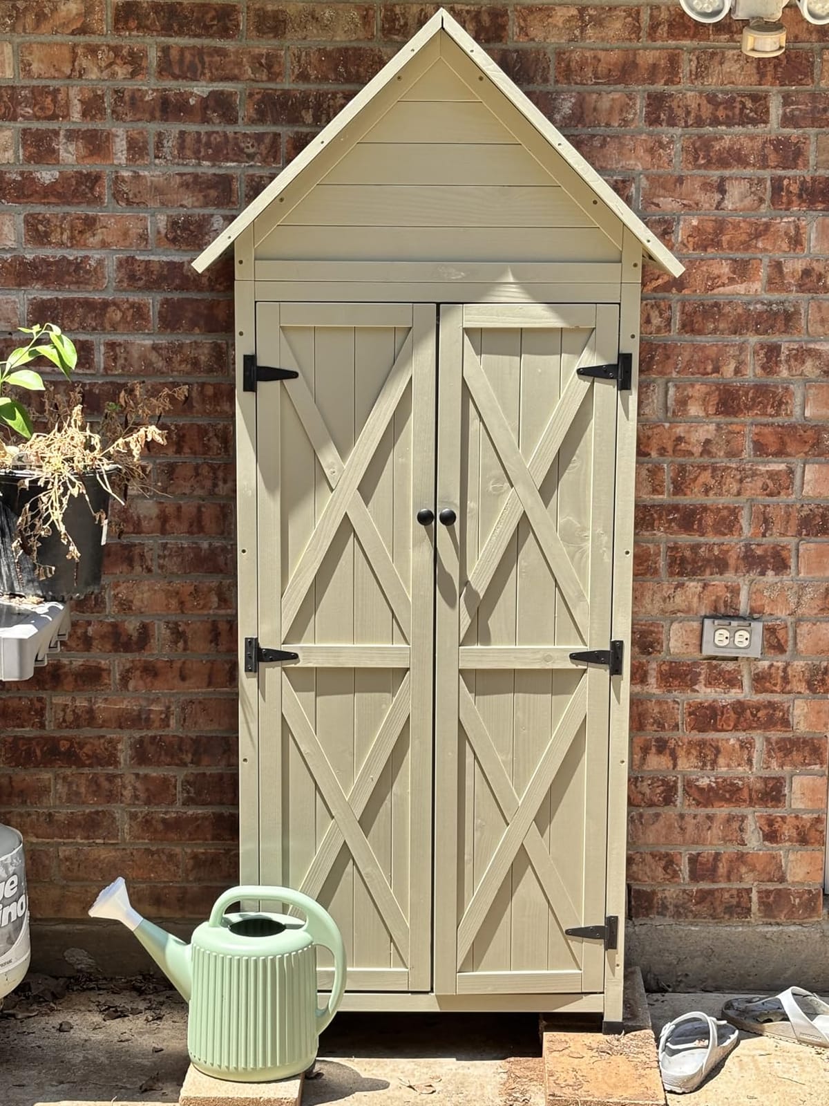 Outdoor Storage Shed with Floor & Adjustable Shelves, Wooden Garden Tool Cabinet Weatherproof, 71