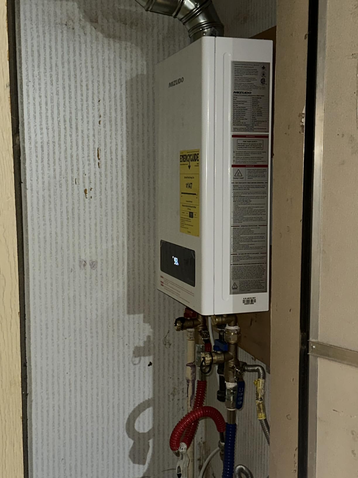 MIZUDO Natural Gas Tankless Water Heater, 199,000 BTU, Indoor customer photo 2