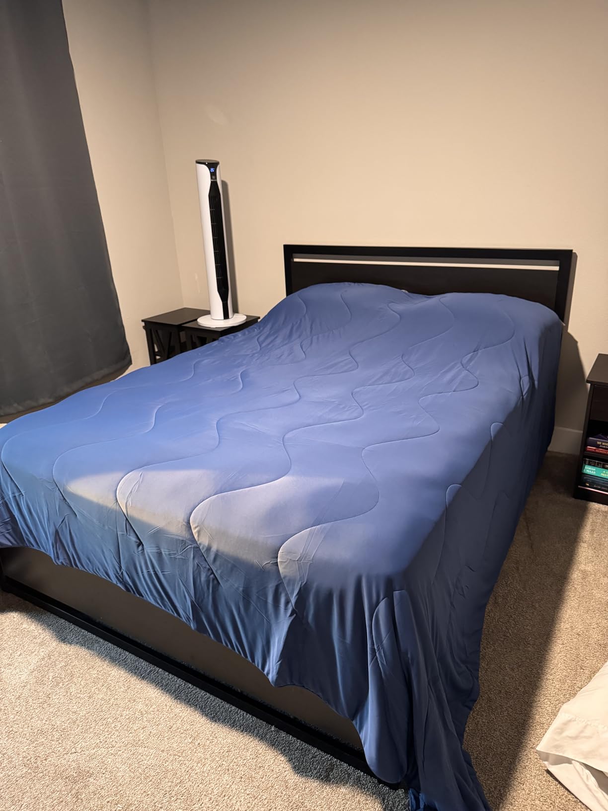 Cooling Comforter for Hot Sleepers, Queen 90x90, Silver Gray customer photo 1