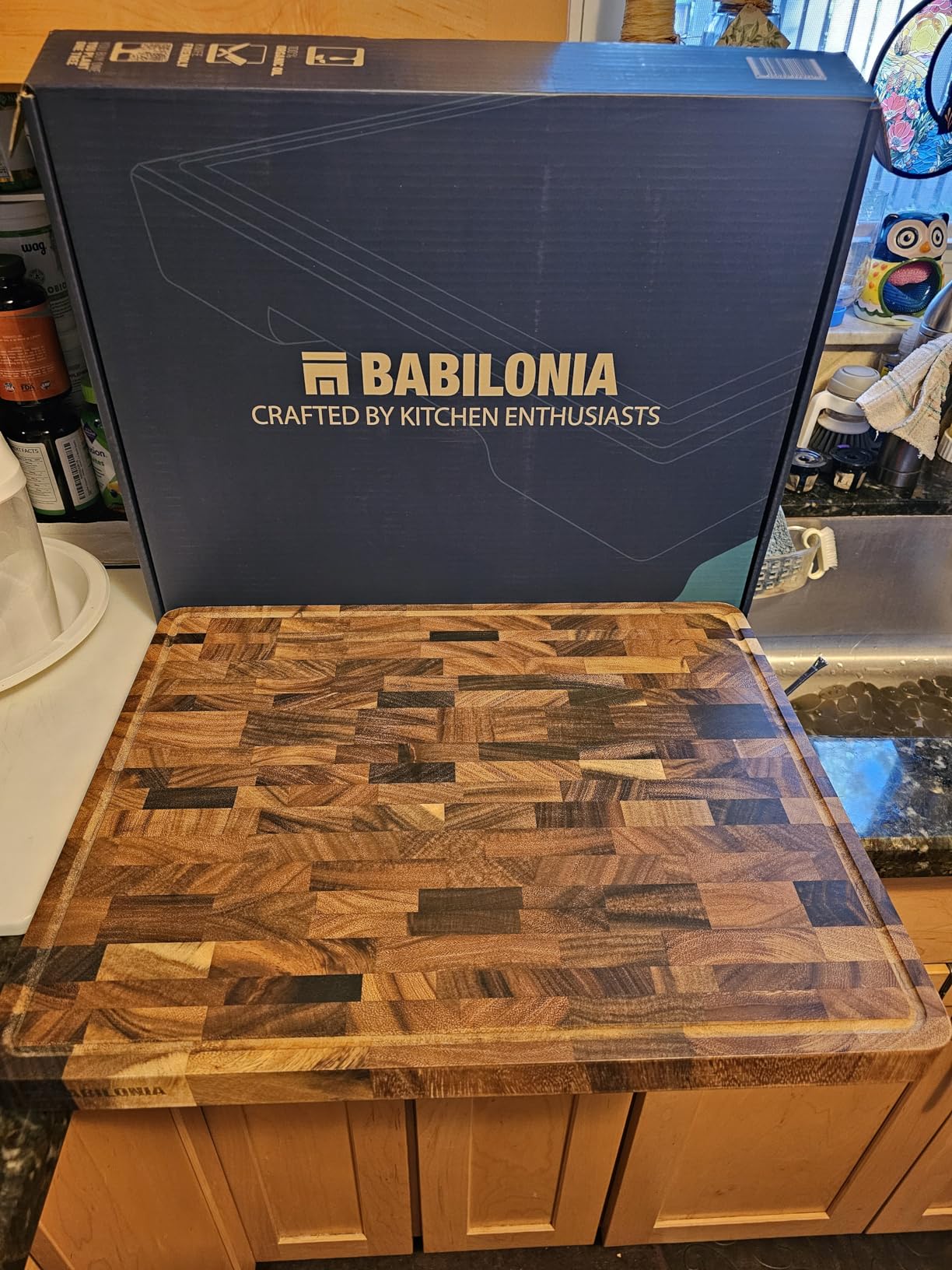 Large Walnut Wood Cutting Board for Kitchen, End Grain Chopping Boards customer photo 1