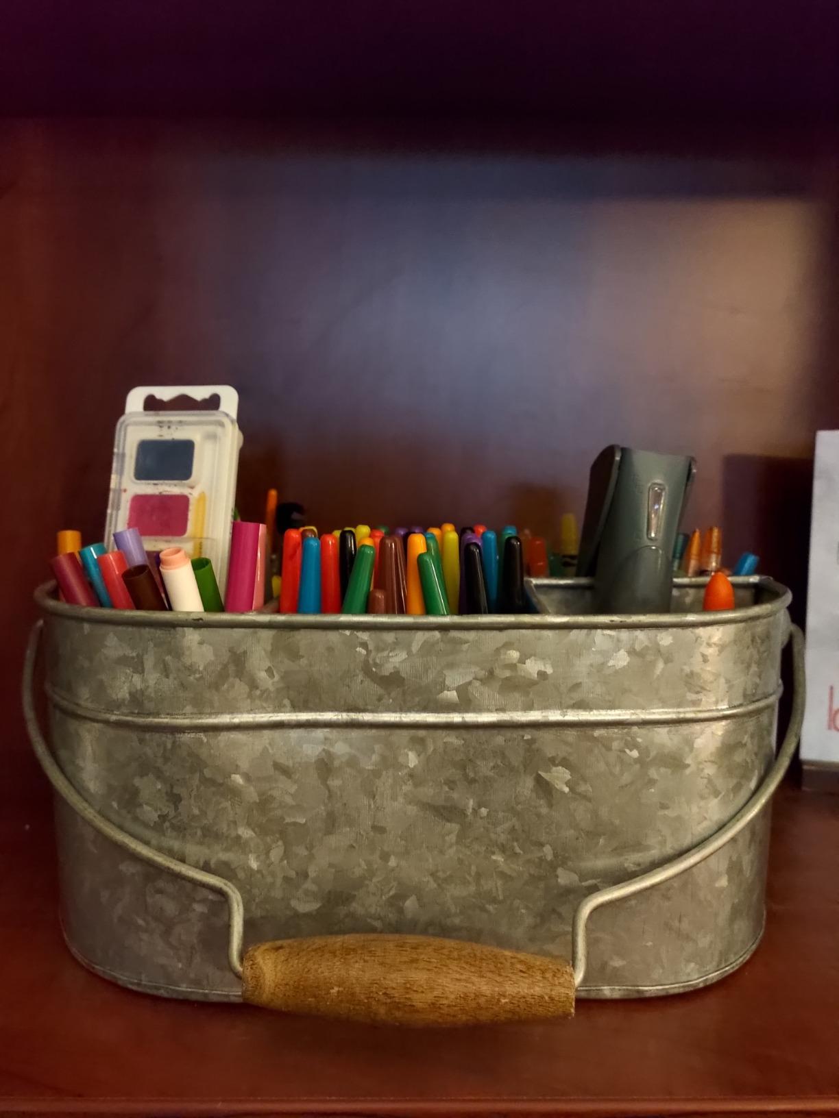 Hosley Galvanized Oval Tub with Handles 18 Inch - Beverage Party Chiller, Garden Planter, Multipurpose Party Ice Holder customer photo 2
