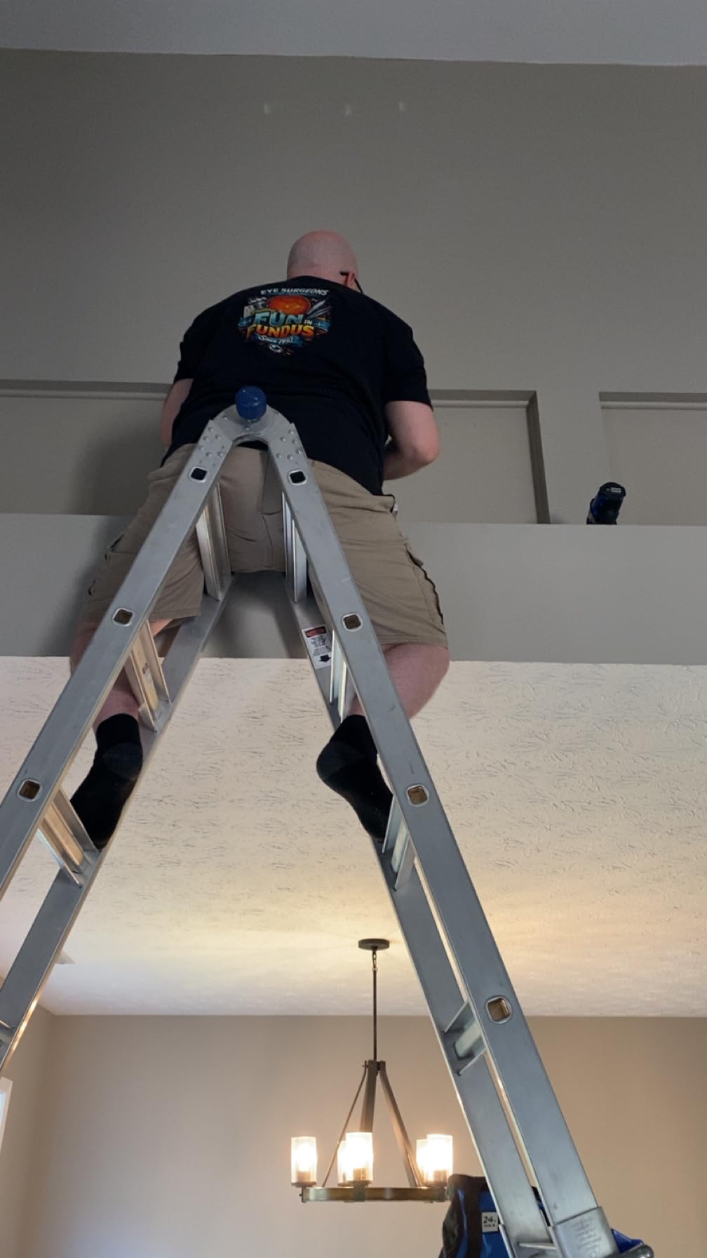 LEVELEVE Telescoping A Frame Ladder, 22FT Multi Position Ladder with Stabilizer Bar & Wheels,330 lbs Security Load for Stairs Home Indoor Outdoor Roof customer photo 1