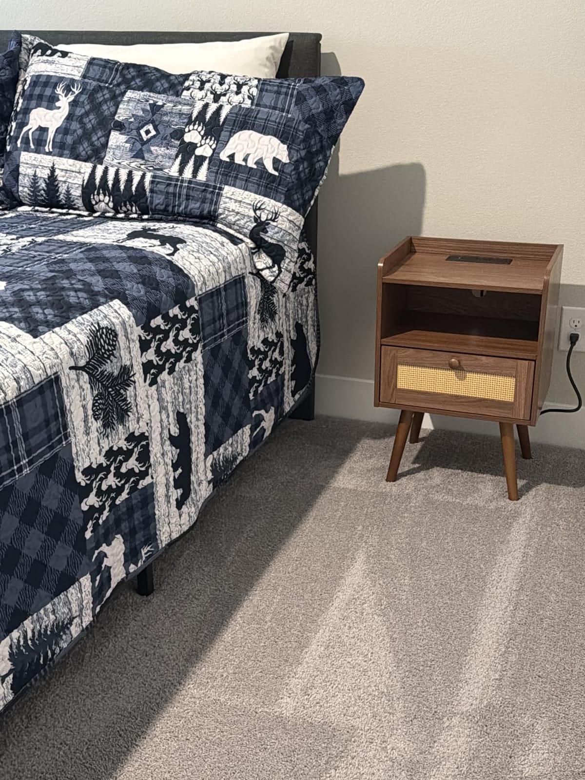 SUPERJARE Nightstands Set of 2, Night Stands with Charging Station customer photo 1