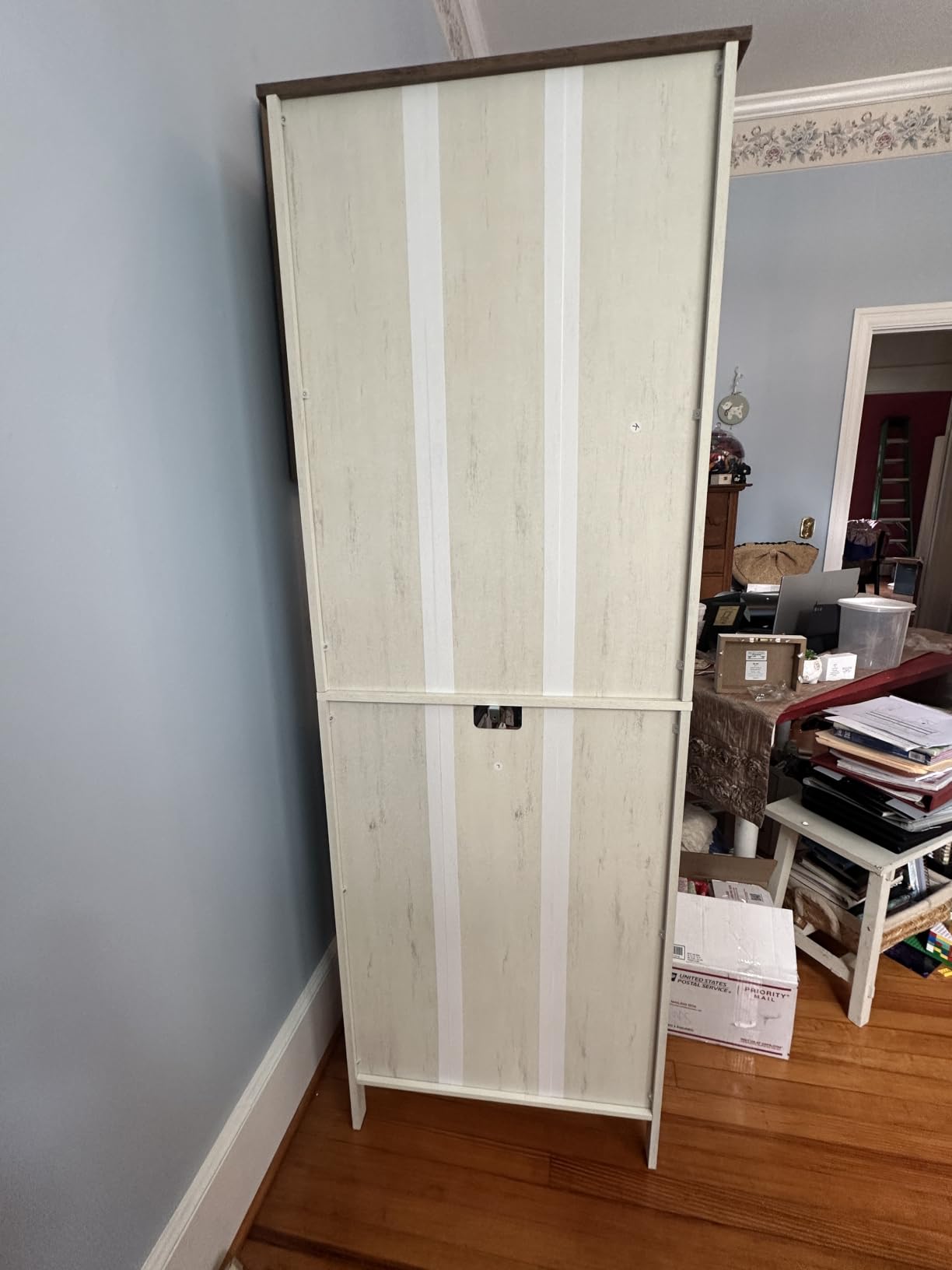 VASAGLE Farmhouse Bookshelf, 6-Tier Bookcase with Doors customer photo 1