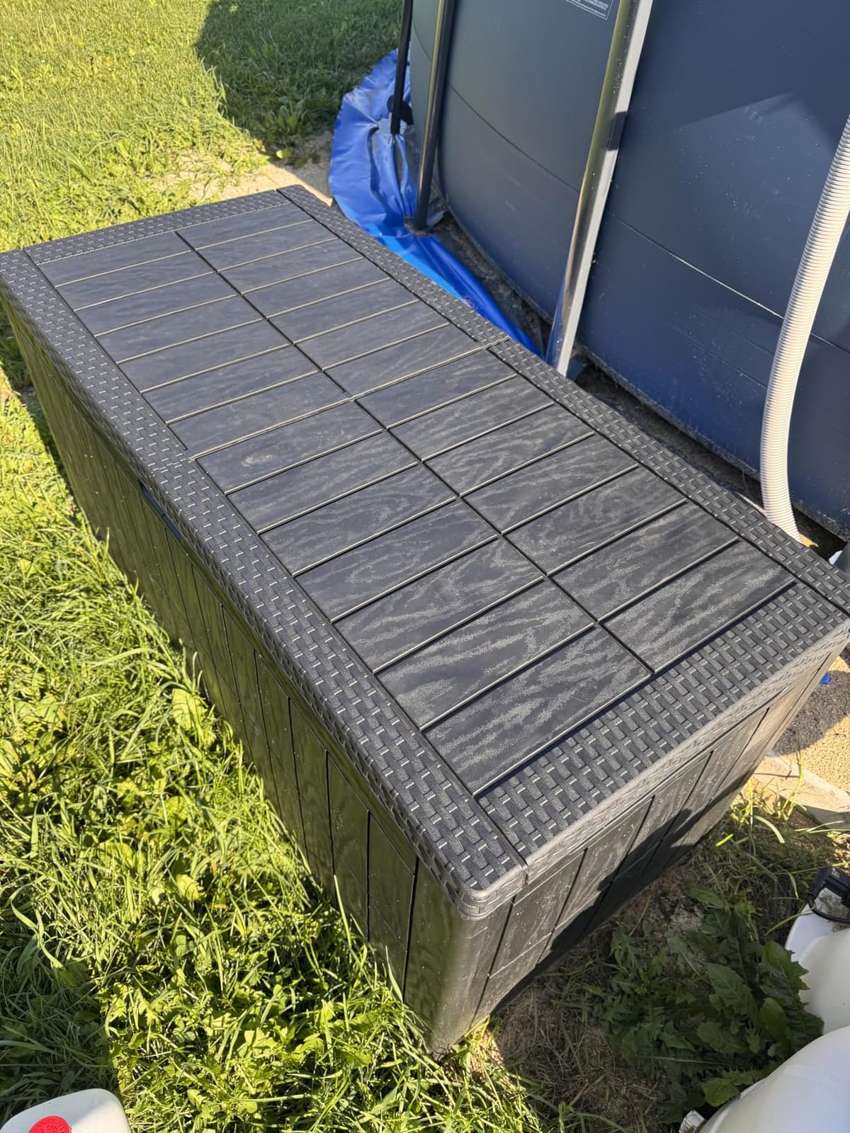 YITAHOME XXL 240 Gallon Extra Large Deck Box customer photo 1