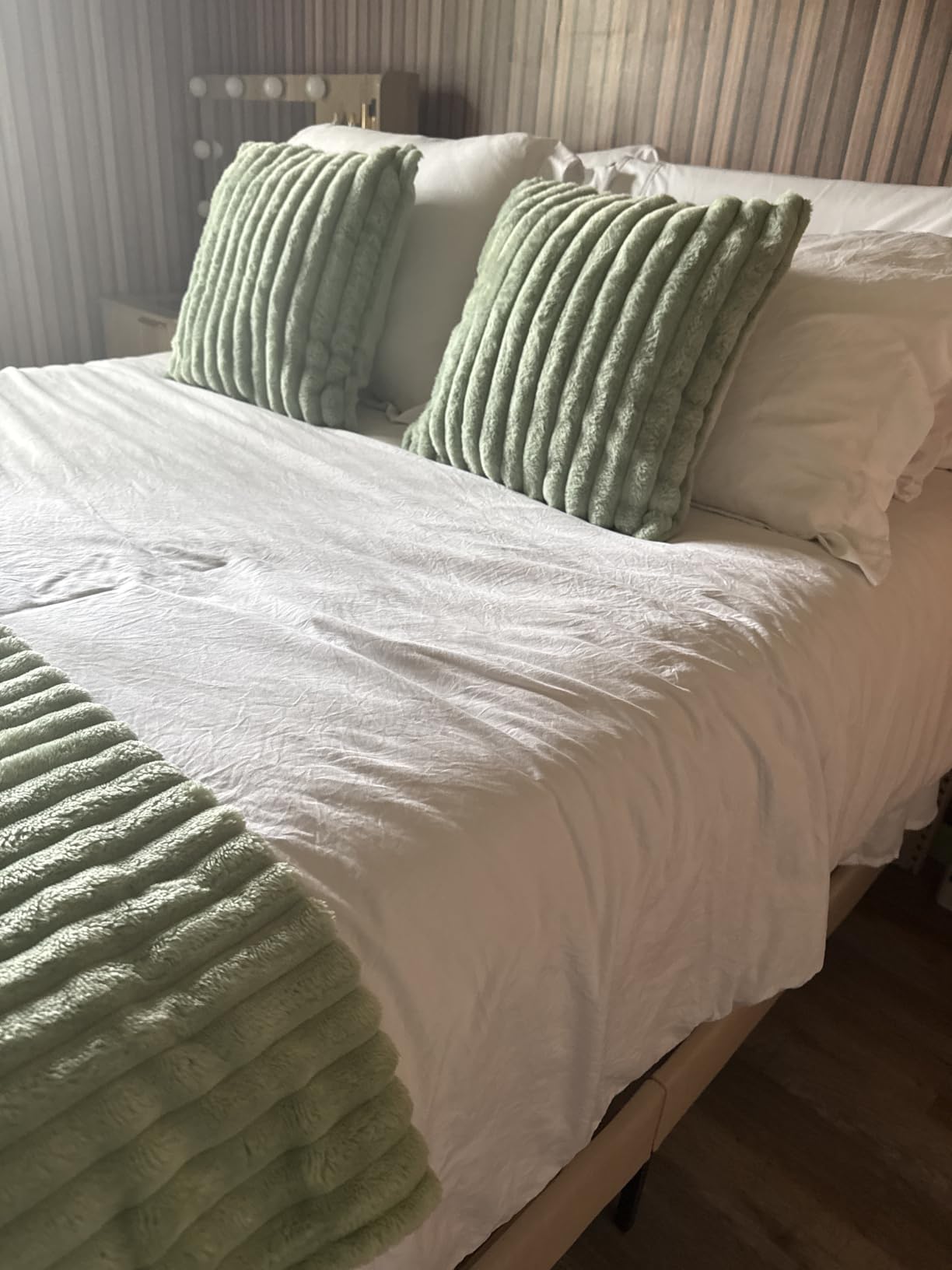 Extra Firm Queen Mattress 14 Inch, Luxury Hybrid Mattress in a Box for Deep Sleep & Lumbar Support, CertiPUR-US & Zero Fiberglass, 365-Night Trial customer photo 2