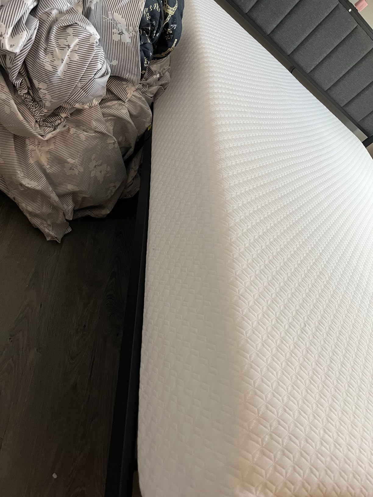 GAESTE Queen 10 Inch Cooling Gel Memory Foam Mattress, Medium Feel customer photo 2