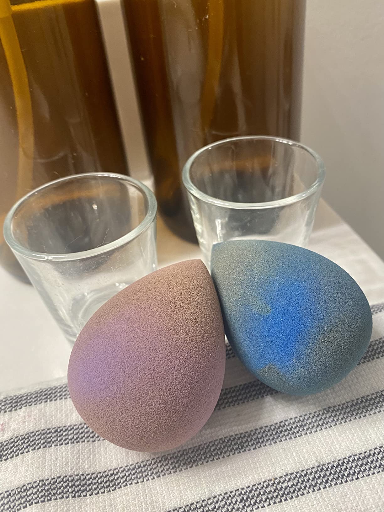 Beautyblender | Blendercleanser Tool Wash | Lavender Purifying Liquid Soap | Sponge, Brush, Makeup Tool Cleanser | Lavender-Scented, Vegan, Paraben & Sulfate-Free, 3 oz | Package May Vary customer photo 2