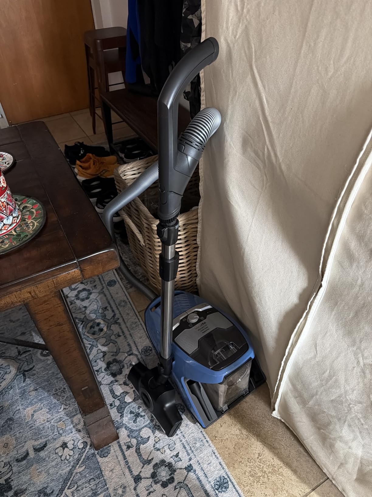 Miele Blizzard CX1 Turbo Team Bagless Canister Vacuum, Tech Blue - Portable, Household customer photo 1