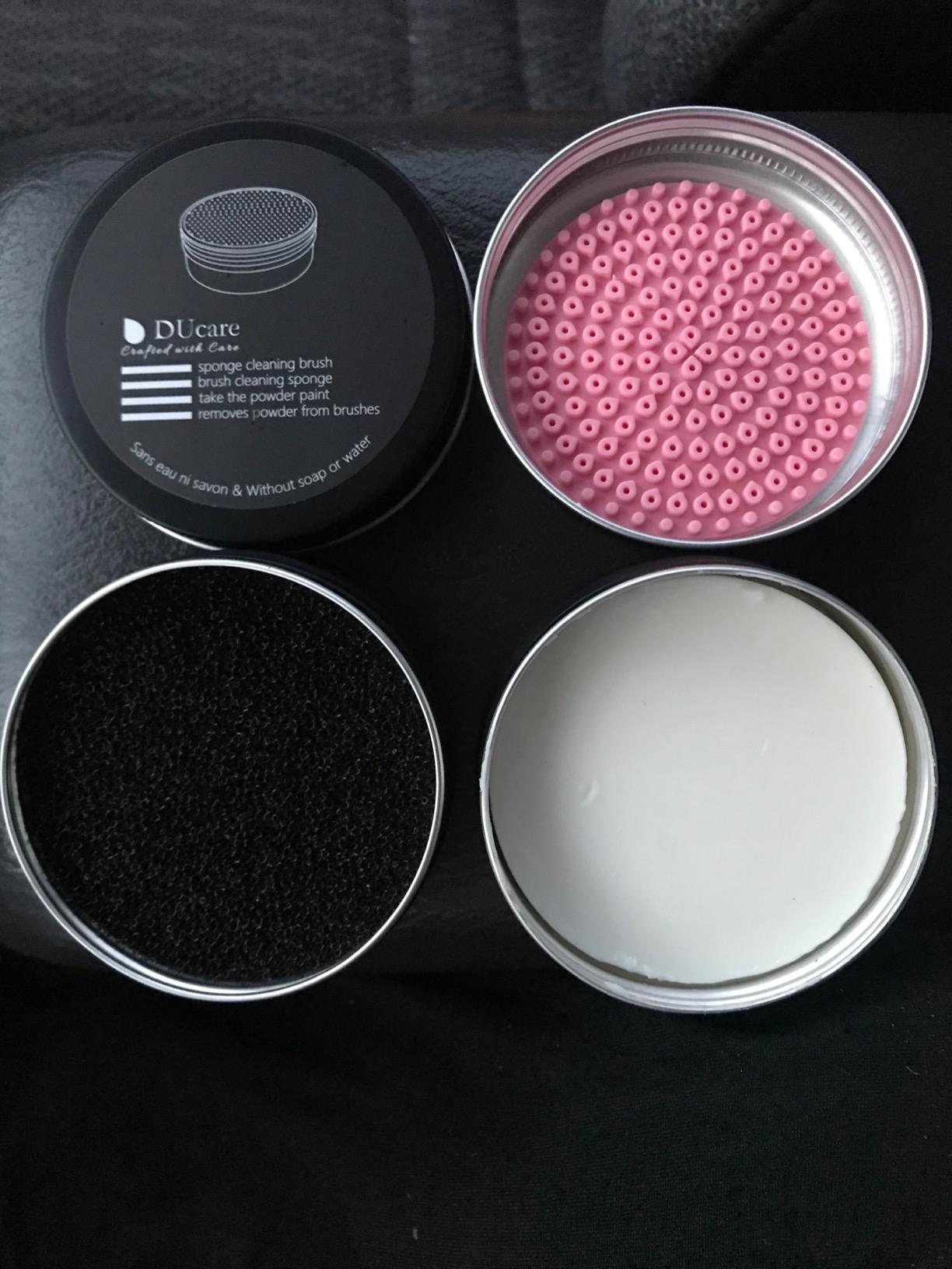 DUcare Makeup Brush Cleaner Makeup Brushes Solid Soap Cleanser with Color Removal Sponge Brush Cleaning Mat, Silicone Makeup Cleaning Cosmetic Cleaner Blenders Shampoo Removes Shadow Color customer photo 1