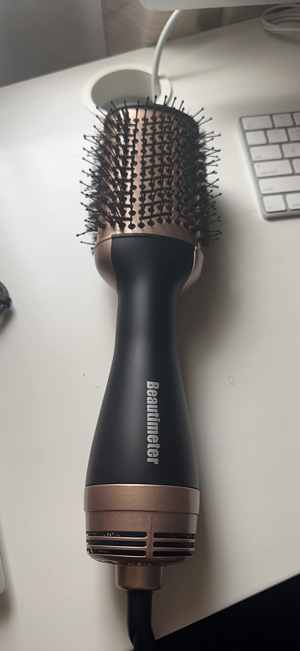 Beautimeter Blow Dryer Brush, Hot Air Brush One Step Hair Dryer and Styler Volumizer, 4 in 1 Negative Ionic Hair Styler with Oval Barrel for Smooth, Frizz-Free Hair Types, Black & Gold customer photo 1