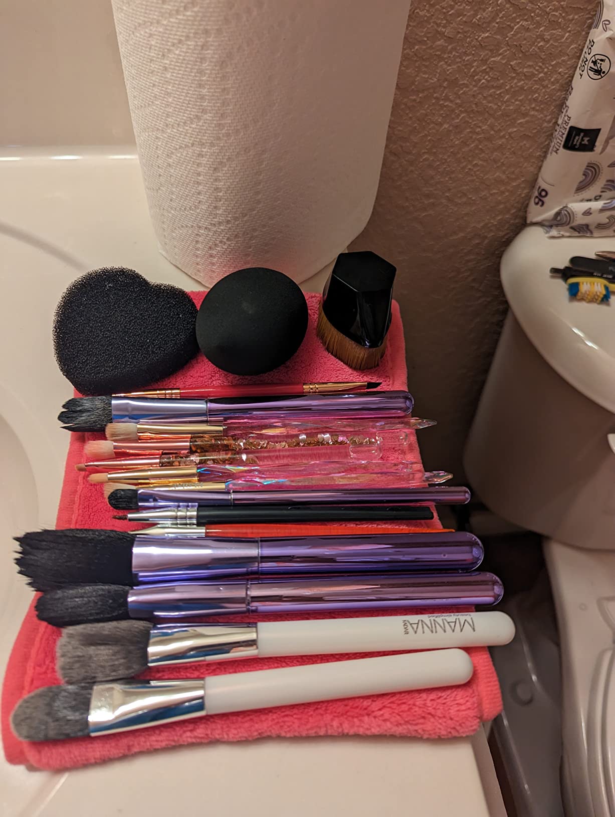 Clean-n-Fresh Makeup Brush Cleaner Set 2 Pack with Cleaning Mat 6.8 Fl Oz customer photo 1