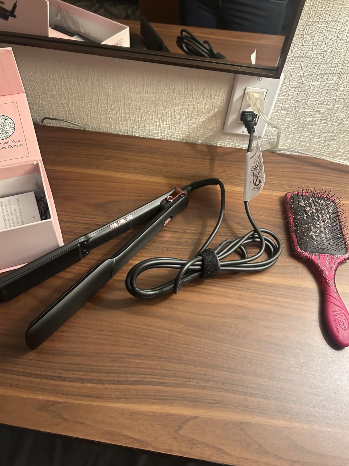 ELLA BELLA® Professional Ceramic Flat Iron Hair Straightener for Women customer photo 2