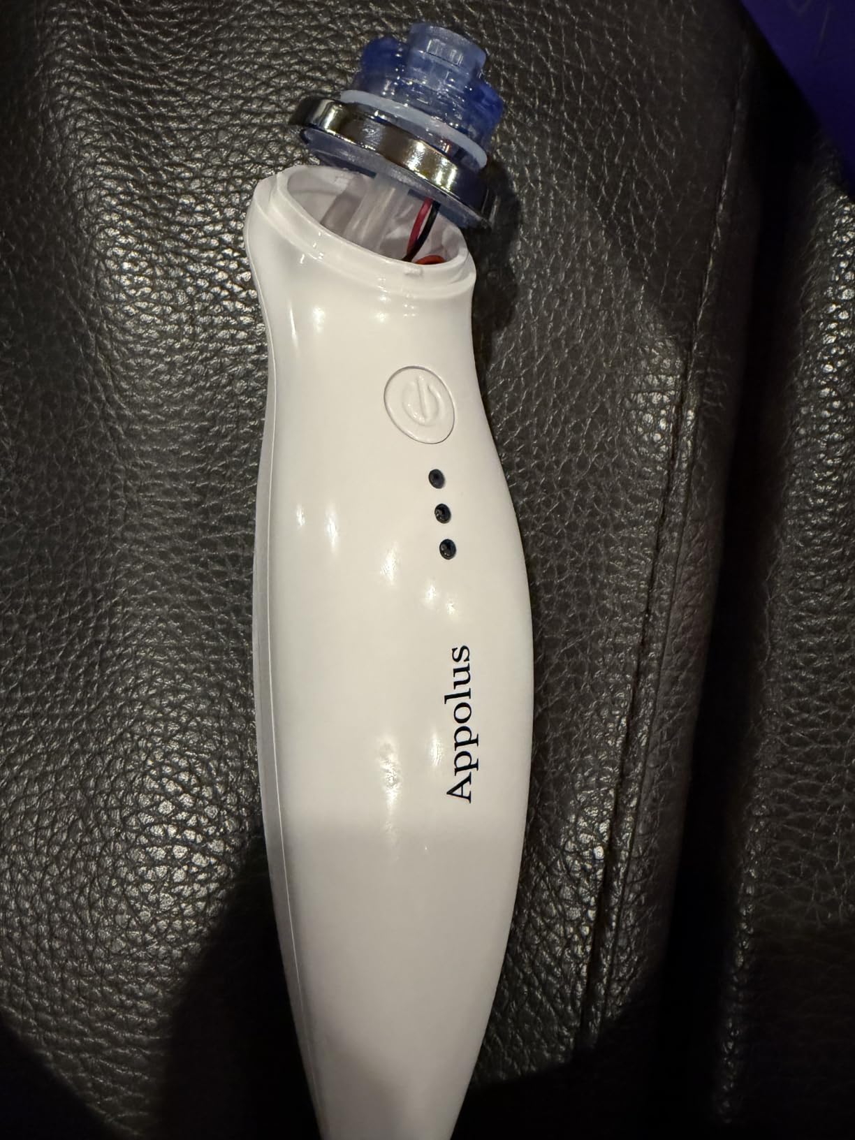 Microdermabrasion Machine - Premium Diamond Vacuum & Light Therapy Home Kit customer photo 1