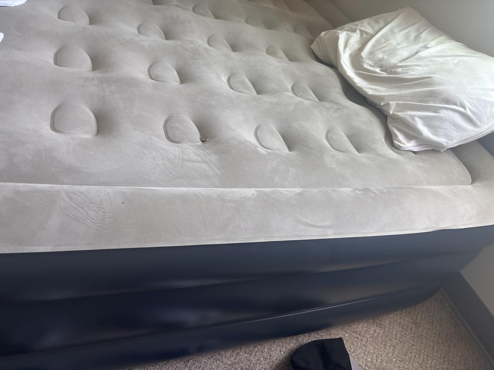 iDOO Queen Air Mattress with Built in Pump, 18