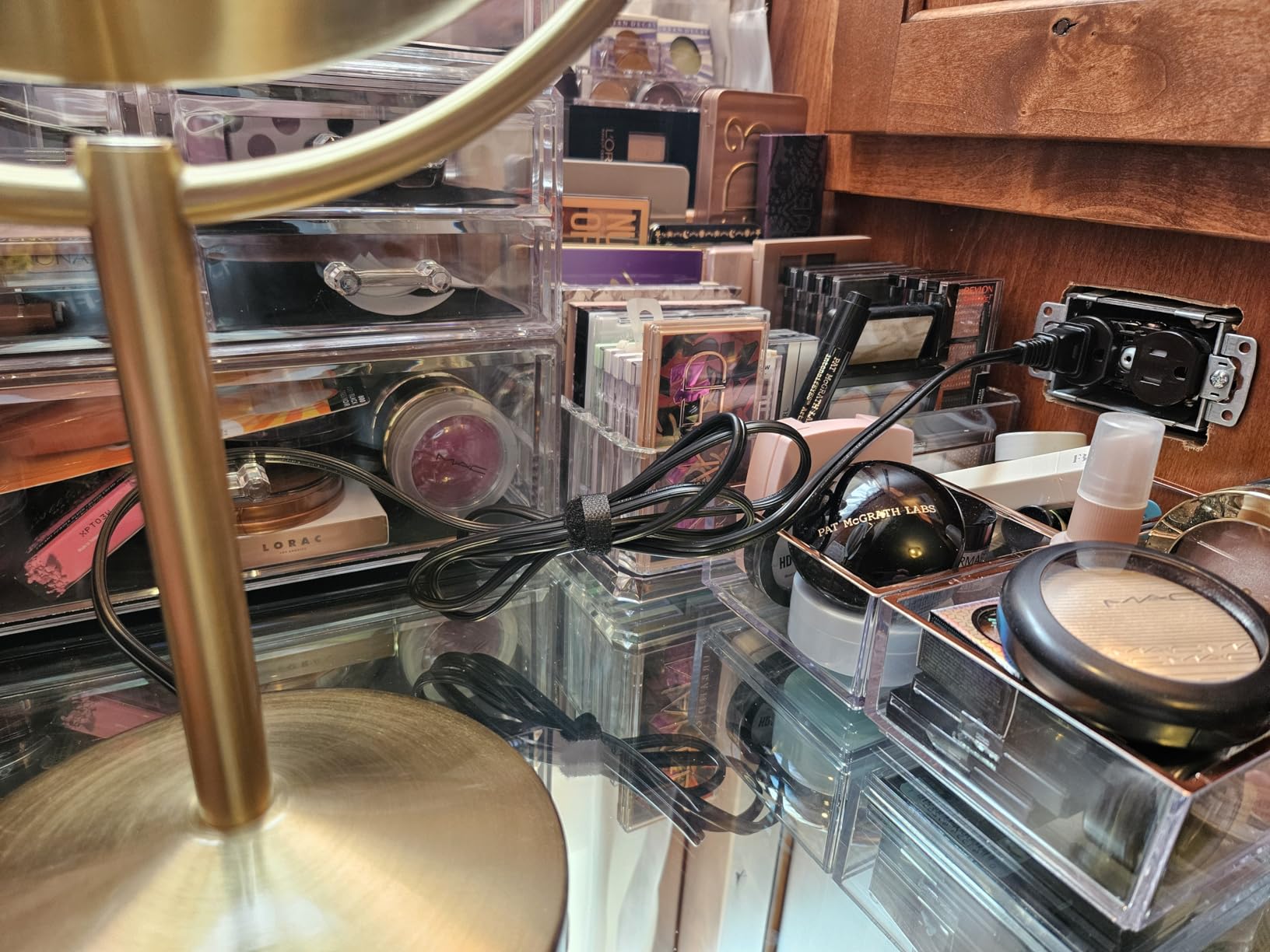 Conair LED Vanity Mirror, Double-Sided, 10x Magnification, Satin Nickel customer photo 1