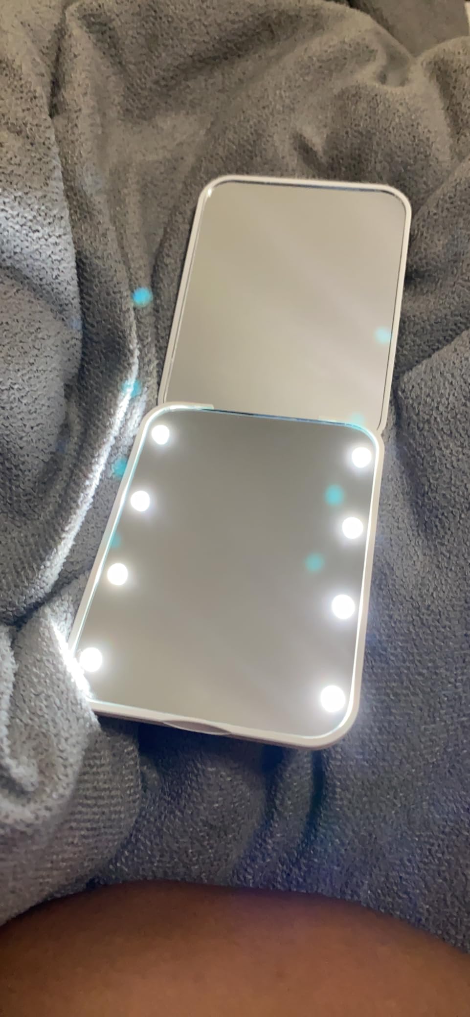 Compact Mirror with Light, 1X/3X Magnification LED Pocket Mirror for Women customer photo 2