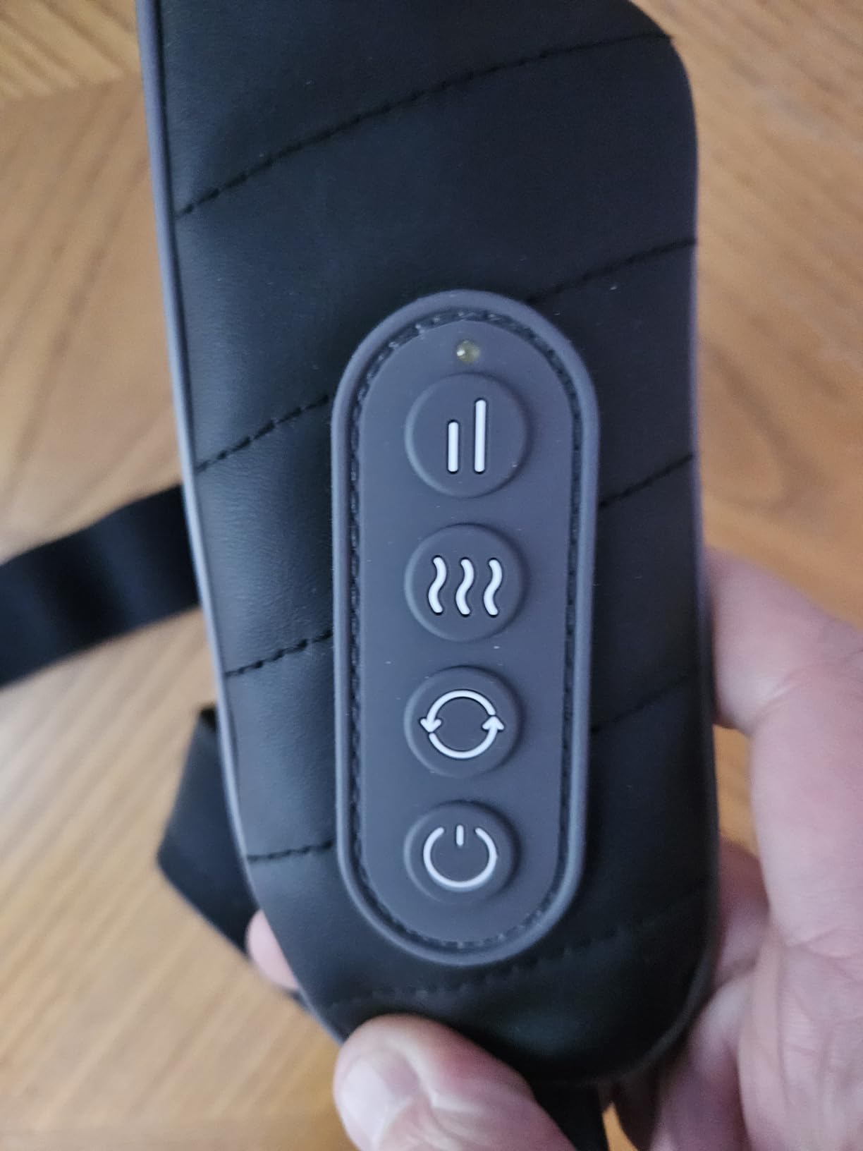 COMFIER Cordless Neck and Shoulder Massager with Heat, Wearable 4D Shiatsu Deep Tissue Kneading for Desk Workers and Drivers, Hands-Free Straps, FSA Eligible HSA Gift,Midnight Black customer photo 1
