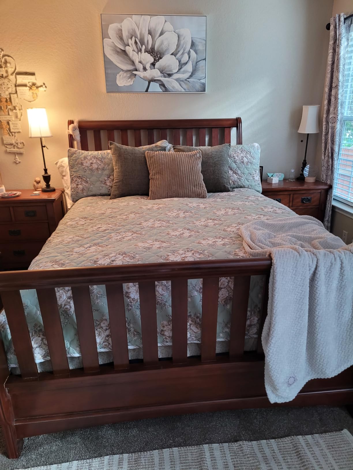 PurrJoys Queen Mattress Firm, 12 Inch Queen Size Mattress in a Box customer photo 1