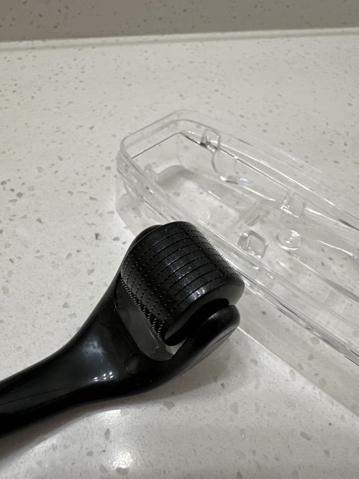 Derma Roller for Face for Women, 0.25mm Microneedling Roller Titanium 540 Microneedle Roller customer photo 1