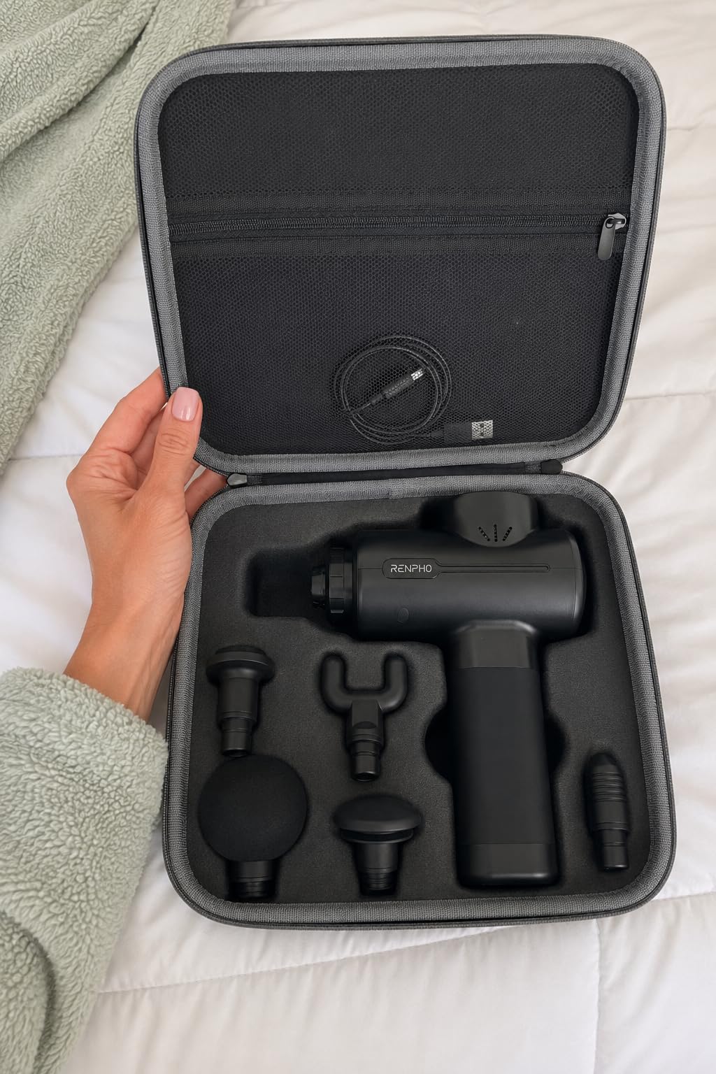RENPHO Active Thermacool 2 Massage Gun with Intuitive Heat and Cold Control customer photo 2