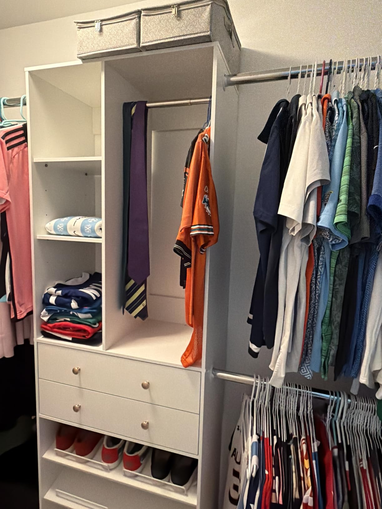 Besiost Closet System, 4.2–8.8 FT Closet Organizer with 2 Wooden Drawers and Shelves, Walk-in Closet System with 5 Hang Rods, Built-in Reach in Closet Tower, Can Fit 60 to 96 inch, White customer photo 1