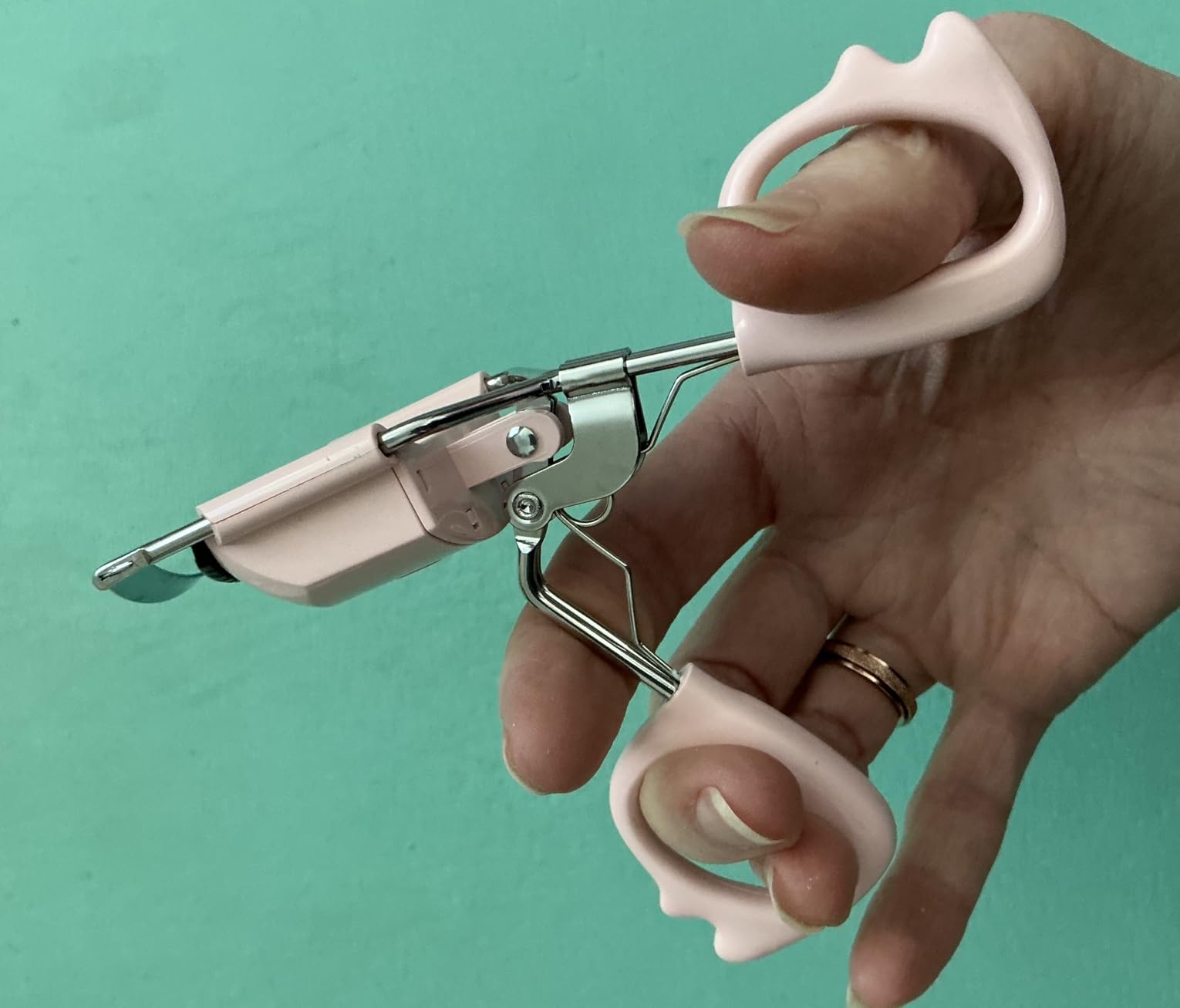 Heated Eyelash Curler Fast Heat up Within 15s, Electric Eyelash Curlers with 2 Temperature Modes for 24H Long-Lasting Eyelash Curls, Type-C Rechargeable Lash Curler, Quick Natural Curling Eye Lashes customer photo 1