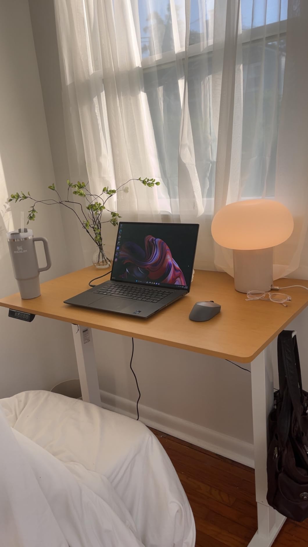 DUMOS 40 Inch Electric Standing Desk, Memory Adjustable Home Office Desk customer photo 2